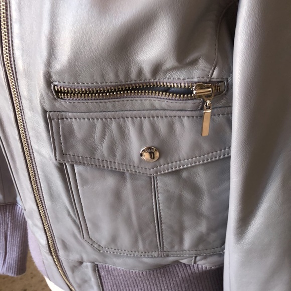 🌸JENNIFER LOPEZ🌸LEATHER  JLO JACKET LILAC IN COLOR XCLT CONDITION - Picture 3 of 11